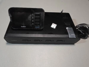 Belkin Advanced Secure 4-Port KVM-Switch und LCD-Desktop-Controller - Bild 1 von 8