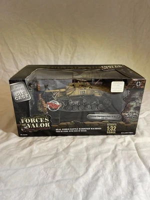 Forces of Valor German Sturmgeschutz Ill Ausf G 1:32 Scale 81006  - Image 1 of 4