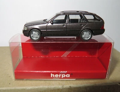 Micro Herpa Ho 1/87 Mercedes C-Klasse C180T Grigio Scuro #032094 In Scatola - Immagine 1 di 4