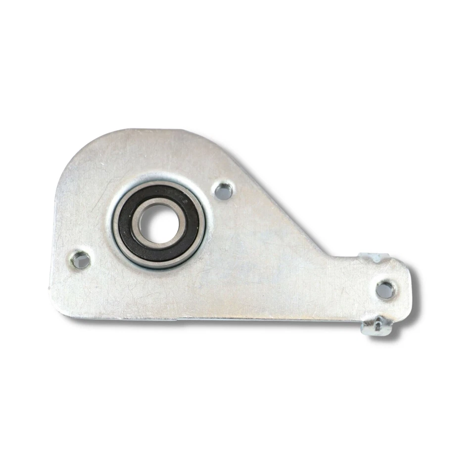 Mclane Reel Mower 20"-25" (RIGHT) Reel Bearing Retainer Genuine Part# 1109 - Image 1 of 1