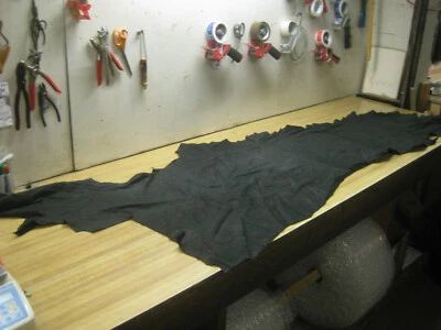 Cuero de búfalo grano superior negro #0009209 tiene patrones fila 76 Foto 1 de 4