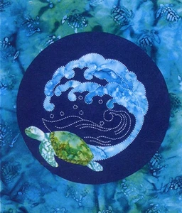 Honu Sea Turtle And Wave Applique And Sashiko Wall Quilt Pattern Sylvia Pippen - Picture 1 of 3