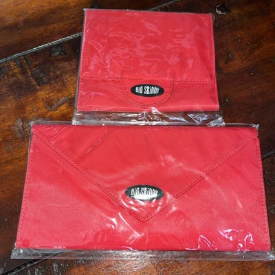 Big Skinny Wallet Set Skin close & Trixie In Cherry Color - Image 1 of 3