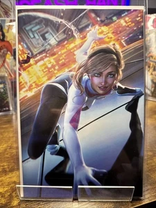 AMAZING SPIDER-MAN #25 TIAGO DA SILVA 616 EXCLUSIVE SPIDER-GWEN VIRGIN VARIANT - Picture 1 of 2