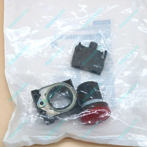 New Siemens 3SU1102-6AA20-1AA0 24VAC/VDC Pilot Light in box spot stocks - Picture 1 of 5