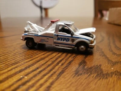 Custom Johnny Lightning Ford F-450 Tow Truck New York Police  - Image 1 of 4