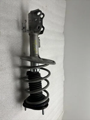 2012-2014 Toyota Prius V Three 1.8L Fwd Front Right Strut & Spring Aftermarket Foto 1 de 4