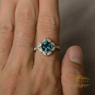 Classico anello di fidanzamento con due pietre da sposa taglio rotondo... - Immagine 1 di 3