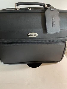 Avalon Universal Top Loading Notebook Case Koskin faux Leather B-2 - Picture 1 of 9