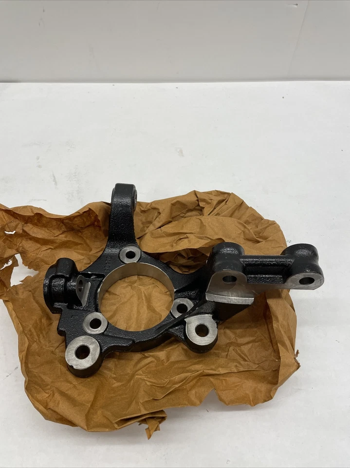 Front Left Steering Knuckle - 1997-2005 Chevrolet Venture FWD - Replacement - Image 1 of 2