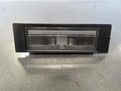 EB1375 2014 14 FERRARI FF F151 DERECHA LUZ MATRÍCULA DERECHA Foto 1 de 4