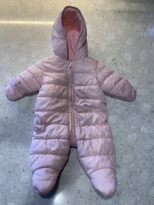 Old Navy Infant Winter Suit ~ Pink ~ 0-3 months ~ Hooded/Hand covers/feet covers - Picture 1 of 9