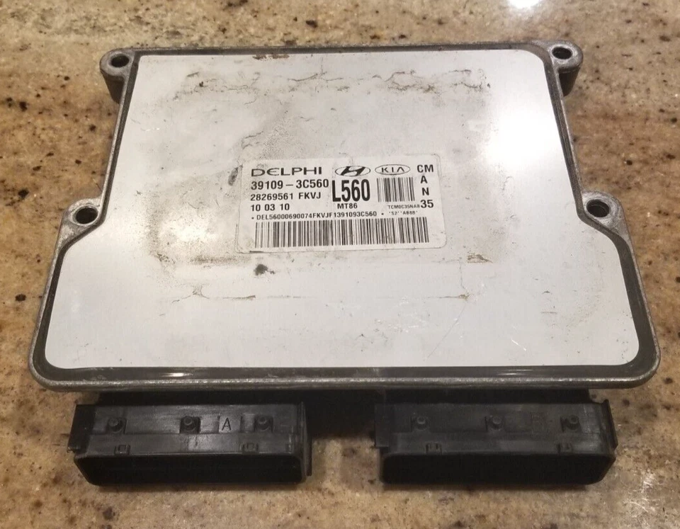 Hyundai Santa Fe 2010 - ECU ECM - 39109-3C560 - Imagem 1 de 1