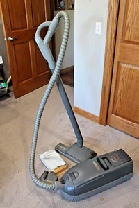 Electrolux Canister Vacuum Renaissance C104A with Power Head Attachments, bags - Picture 1 of 9