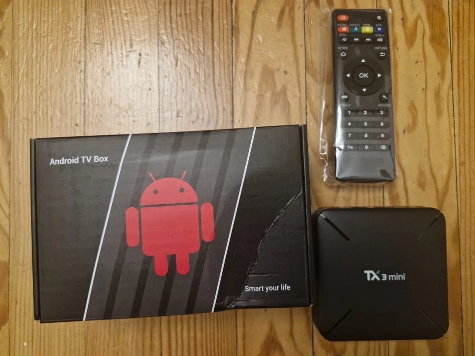 Box Android TV 4K NEUVE Netflix YouTube Smart TV Streaming Multimedia - Photo 1/1