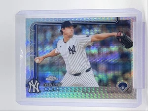 GERRIT COLE 2025 TOPPS CHROME PRISM REFRACTOR YANKEES Q3404 - Picture 1 of 2