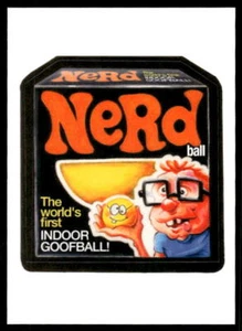 Brand Busters Wacky Packages Nerd Ball 2020 ¡El primer GOOFBALL DEL MUNDO! NM+ - Imagen 1 de 2