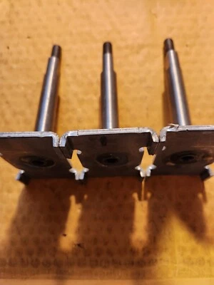 (3) PACK ORIGINAL NOS NLA MURRAY NOMA 58122 WS SADDLE & SHAFT ASSY 58122MA [2931 - Image 1 of 3