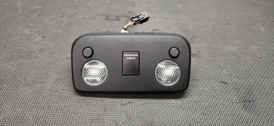 Luz domo Ford Mustang GT V6 2015-2017 OEM Foto 1 de 4