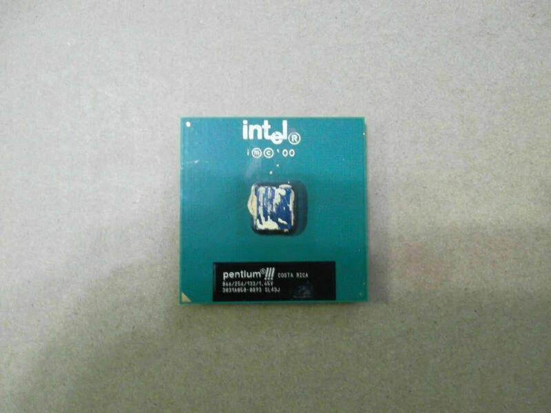 Intel Pentium III 866MHz / 256KB Cache / 133FSB SKT 370 SL43J - Image 1 of 1