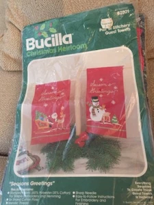NEW Bucilla Christmas Seasons Greetings Pair of Guest Towels Stitchery Kit - Picture 1 of 4