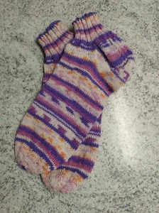 Sneaker handgestrickt Socken 4-fach Sockenwolle Größe 40/41 NEU - Bild 1 von 1