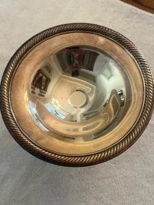 Vintage Wm. A. Rogers Silver Plated Pedestal Compote Candy Bowl 7.25"W x 2.5"H - Picture 1 of 3