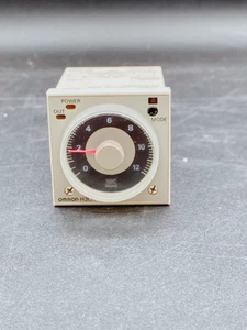 Omron H3CR-A8, 100-240VAC Time Delay Relay - Picture 1 of 4