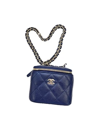 Chanel Vanity Case Small Navy Blue Brand New Condition With Box And Dust Bag — 第 1/4 张图片
