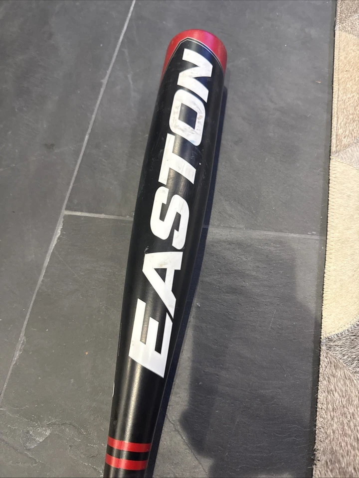 Apenas usado: Bate de béisbol Easton Alpha ALX -8 EE. UU.: YBB23AL8 - 31”23 OZ. Foto 1 de 4