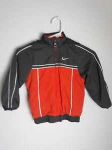 Nike Jacket With Hood And Pockets Youth Boys Size 5 - Picture 1 of 7