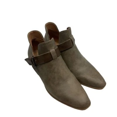 Wonderly MAEVE Womens Faux Leather Side Buckle Heeled Ankle Boots Size 7 Taupe - Image 1 of 4