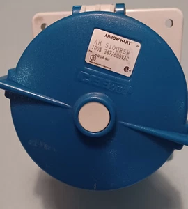 Arrow Hart 5100R5W Receptacle, 100A 3 Phase Y 347/600 VAC - Picture 1 of 5