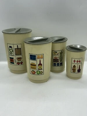 Nesting Canister Set 4 Piece w Lids Green Plastic 1970’s Era Vintage - Image 1 of 4