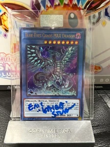 YUGIOH! Eric Stuart Auto Blue-Eyes Chaos Max Dragon DUPO-DE048 Ultra Rare 1st - Bild 1 von 4
