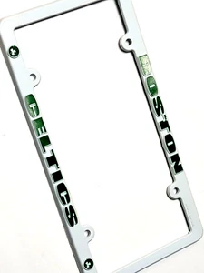 2 CELTICS Kunststoff Auto Kennzeichen Rahmen Man Cave oder Neuwagen Muss - Bild 1 von 2