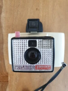Polaroid Kamera / ziemlich altes Modell / guter gebrauchter Zustand/siehe Bilder - Bild 1 von 5