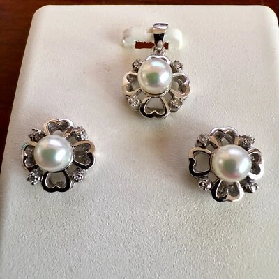 14K White Gold earrings & Pend 5mm  Pearl & .04 ct TW Natural Diamonds 3.4 grams - Image 1 of 4