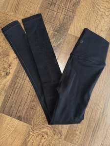 LULULEMON BLACK 25" COMPRESSION LEGGINGS! 2 - Picture 1 of 4