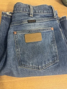 Pacsun Wrangler Women’s Low Rise Baggy Denim Blue Jeans 25 - Picture 1 of 16
