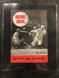 August 1942 Baseball Digest Inaugural Issue Rare - Picture 1 of 7