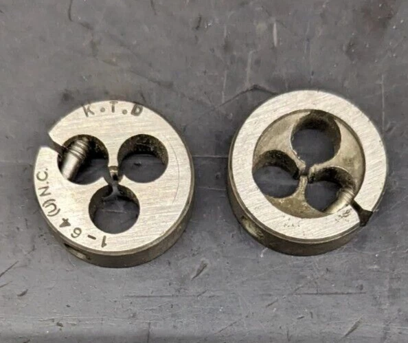 2 Kromhard 1-64 UNC Round Dies 13/16" OD Screw Adjustable Die Carbon Steel USA - Image 1 of 1