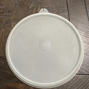 TUPPERWARE Round 6" Replacement Lid 227-47 - Picture 1 of 5