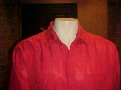 CAMISA VINTAGE DE SEDA ROJA PARA HOMBRE CON 2 BOLSILLOS GRANDES MUY LIGERA TALLA GRANDE Foto 1 de 4
