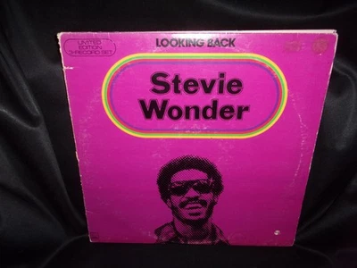 Stevie Wonder  Looking Back  LP  M 804LP3   VG+ - Imagem 1 de 4
