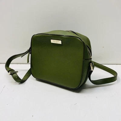Cartera bandolera Kate Spade de cuero liso verde para mujer Foto 1 de 4