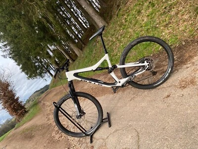 Fahrrad Bulls Wild Ronin 1 - Fully Gebraucht , Rahmen Carbon, 29", 51cm - Bild 1 von 4