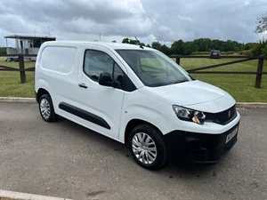 2020/70 PEUGEOT PARTNER PRO A/C NAV SWB 3 SEAT EU6 LOW MILES FREE DELIVERY - Picture 1 of 18