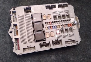 09-15 Jaguar XF XFR Rear Fuse Body Control Module Unit ECU ECM BCM Oem - Picture 1 of 5