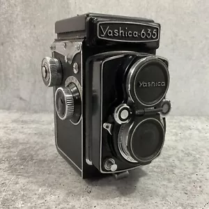 Cámara fotográfica de colección YashicaFlex Yashica 635 TLR 120 mm o 35 mm f3,5 80 mm Japón + estuche - Imagen 1 de 17